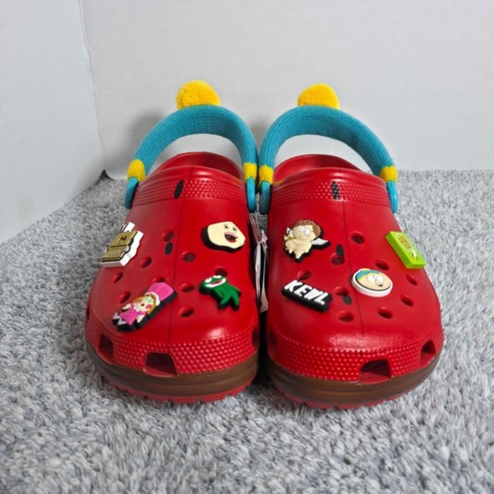 Crocs South Park Eric Cartman Classic‎ Clogs Size Men's 10 Women's 12 211500-90H
